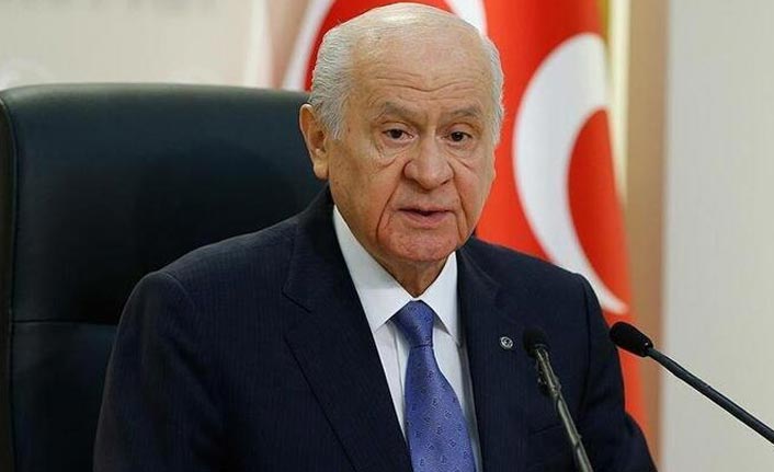 Bahçeli: "Yunan bayrak yırtar, Türk milleti bayrağını yükseltir"