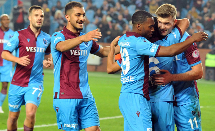 Trabzonspor Erzurumspor'u rahat geçti