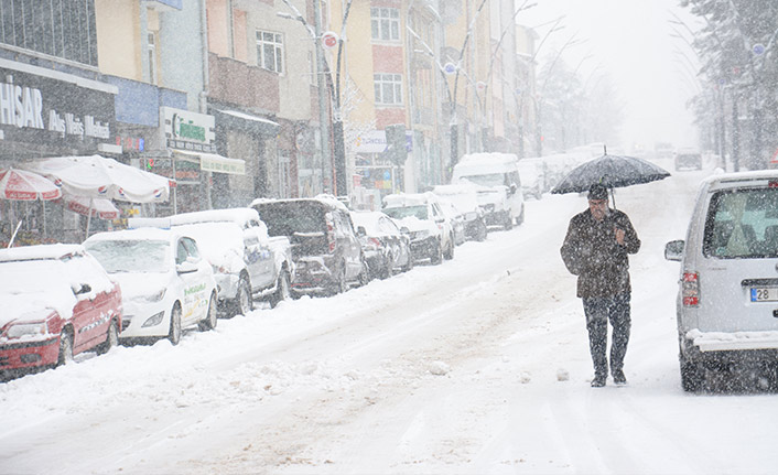 Giresun'da kar hayatı olumsuz etkiliyor