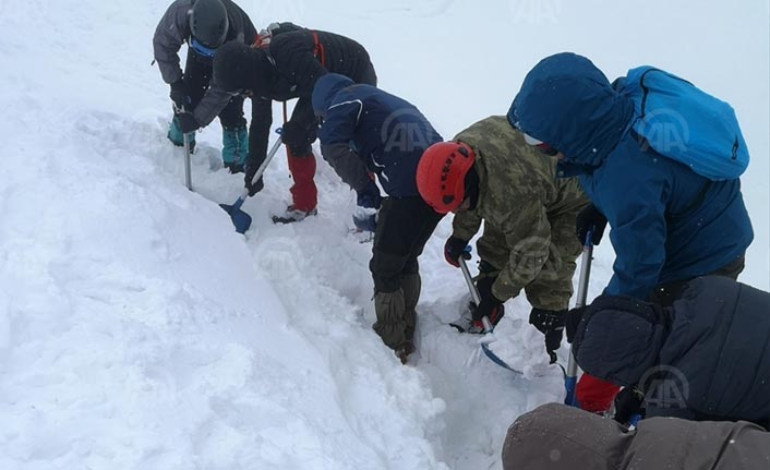 AKUT Trabzon ekibinden Zigana Dağı'nda kış eğitim