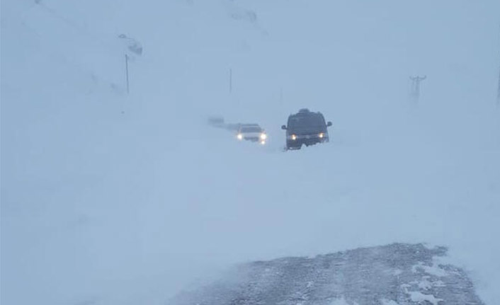 Giresun - Sivas yolu trafiğe kapatıldı!