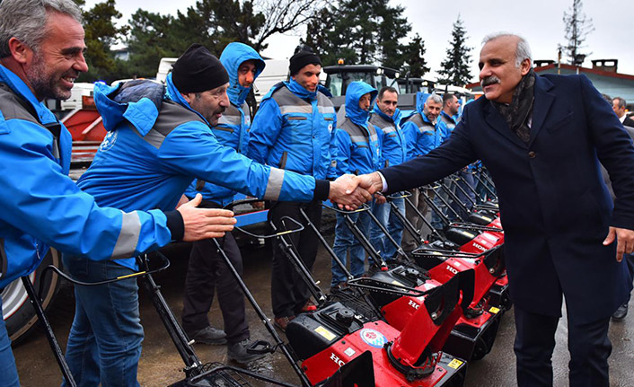 Trabzon Büyükşehir Belediyesi karla mücadeleye hazır