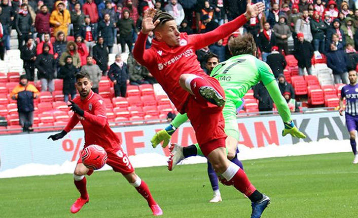 Samsunspor Afyon'u iki golle geçti