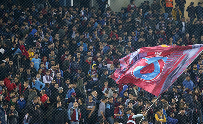 Trabzonspor taraftarından tepki! Mesaj yağdı