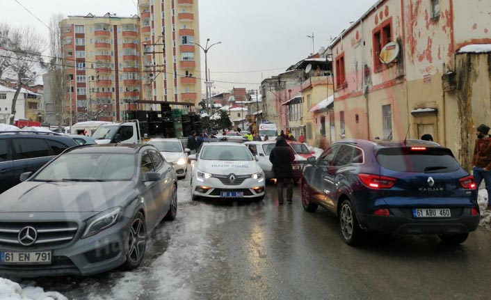 Trabzon’da trafolar patladı yangın çıktı! Yaralılar var