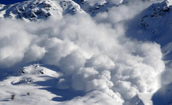 Meteoroloji'den çığ ve sel uyarısı