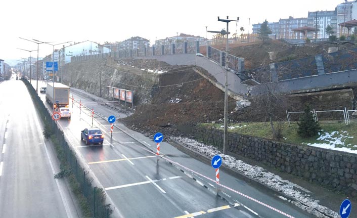 Trabzon’da faciadan dönüldü – Yol kenarındaki duvar çöktü