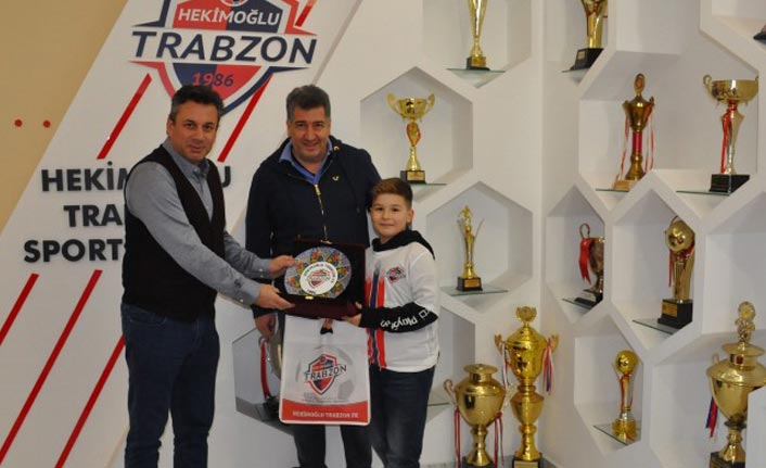 Hekimoğlu Trabzon'a özel ziyaret