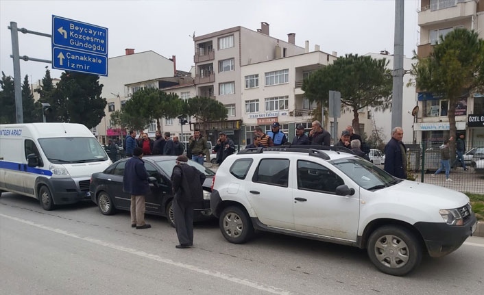 Yayaya yol verince zincirleme kaza yaşandı