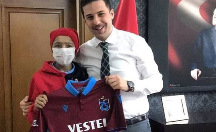 Giresunlu gencin hayali gerçek oldu! Trabzonspor formasına kavuştu