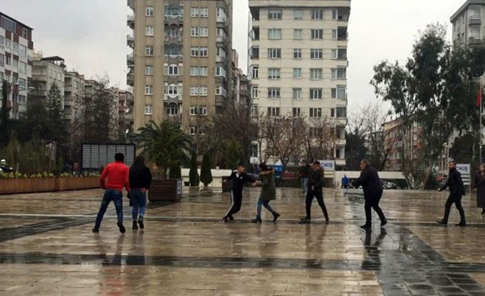 Samsun'da adliyede çıkan bıçaklı kavga korkuttu