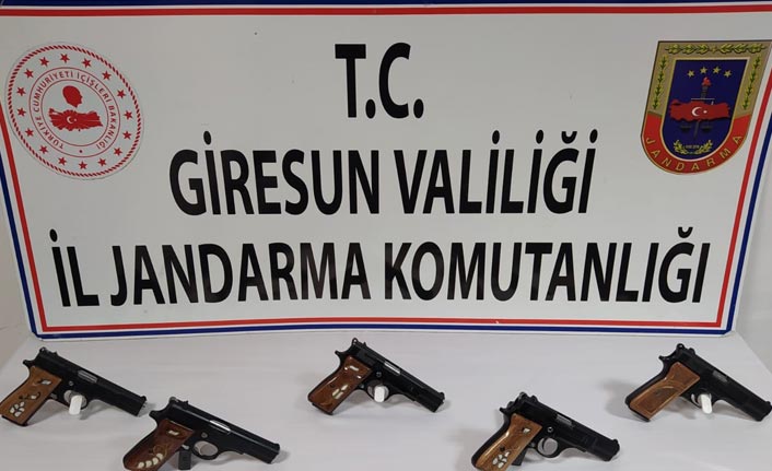 Uygulama noktasında durduruldu, yapılan adamada yakalandı