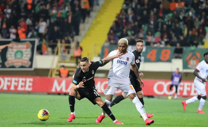 Beşiktaş Alanyaspor'u mağlup etti