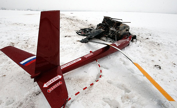 Rusya'da helikopter dağlık alana düştü