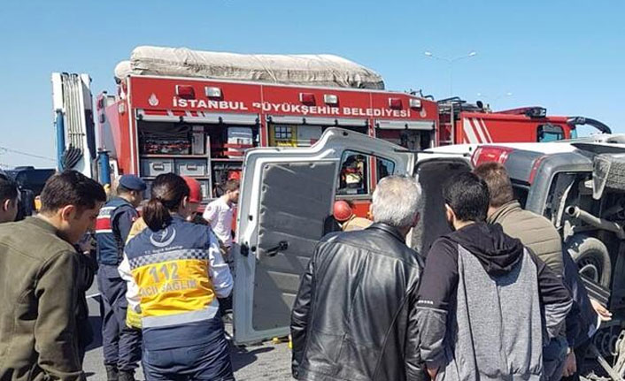 Eyüpsultan'da minibüs kazası! 1 ölü