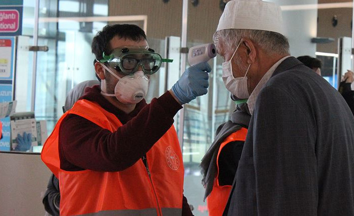 Umre yolcuları Ankara ve Konya'da karantinaya alındı!