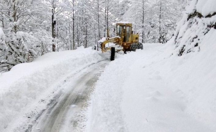 Giresun’da 98 köy yolu ulaşıma kapandı