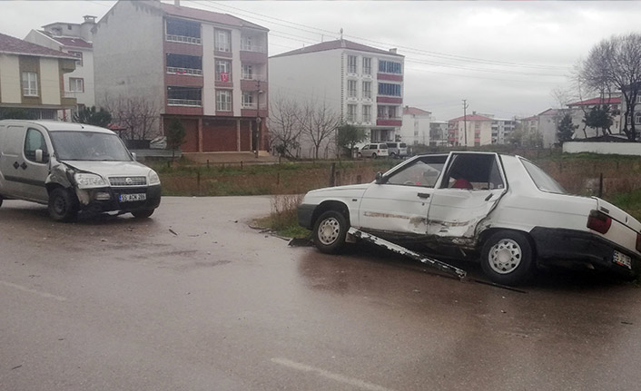 Trafik kazasında 1 kişi yaralandı