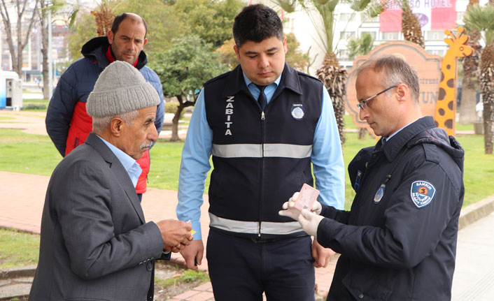 Zabıtadan 65 yaş denetimi