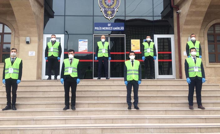 Polis ve bekçiler, yaşlıların ihtiyaçlarını karşıladı