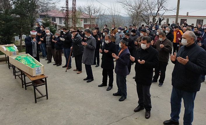 Eski belediye başkanı öldürmüştü! Toprağa verildiler!