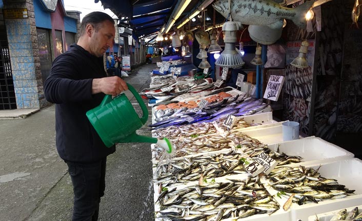 Trabzon'da balık tezgahlarında ‘Korona’ sessizliği