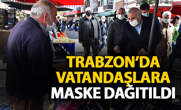 Trabzon'da vatandaşlara maske dağıtıldı