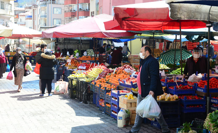 Giresun'da semt pazarı denetlendi