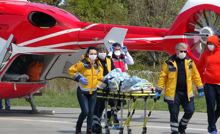 Yaşlı adamın imdadına ambulans helikopter yetişti