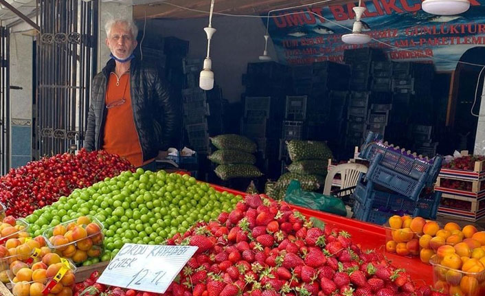 Yazlık meyveler tezgahlarda yerlerini alıyor