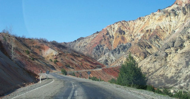 Giresun-Şebinkarahisar yolunda çalışma