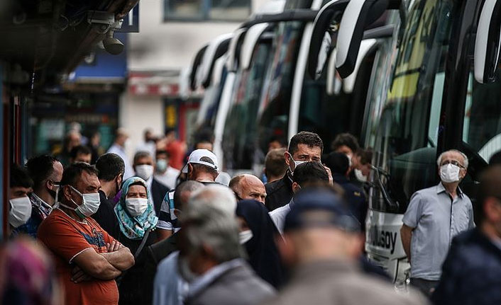 65 yaş üstü vatandaşların yolculuğu sürüyor