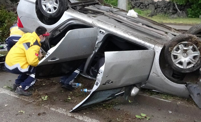 İstanbul'dan Giresun'a gelirken kaza yaptı: 1 ölü 4 yaralı