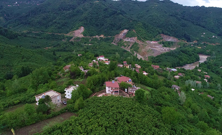 Karadeniz'de yeşilin her tonu büyülüyor