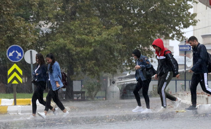 Doğu Karadeniz’e sağanak yağış uyarısı