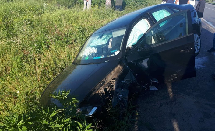 Trafik kazasında 2 kişi yaralandı