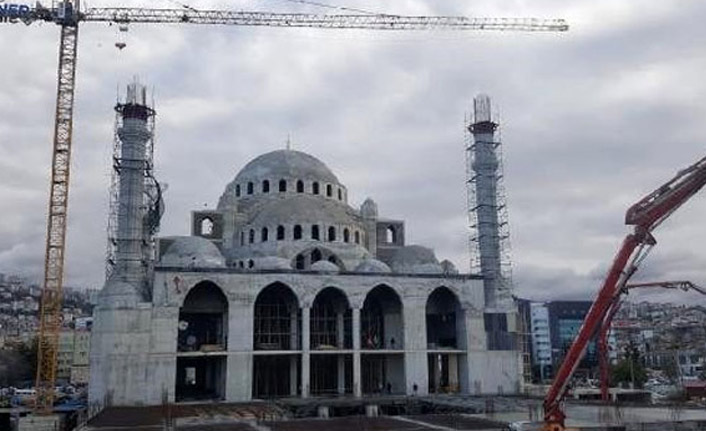 Trabzon Büyükşehir Belediye Meclisi'ne damga vurdu! Bu Cami kimin?