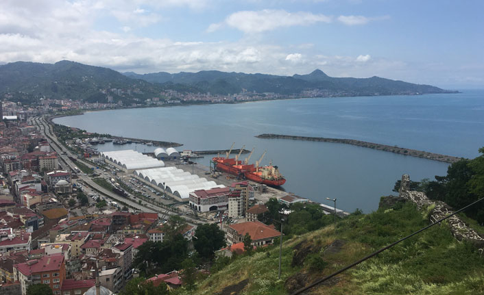 Giresun Limanı arı gibi işliyor