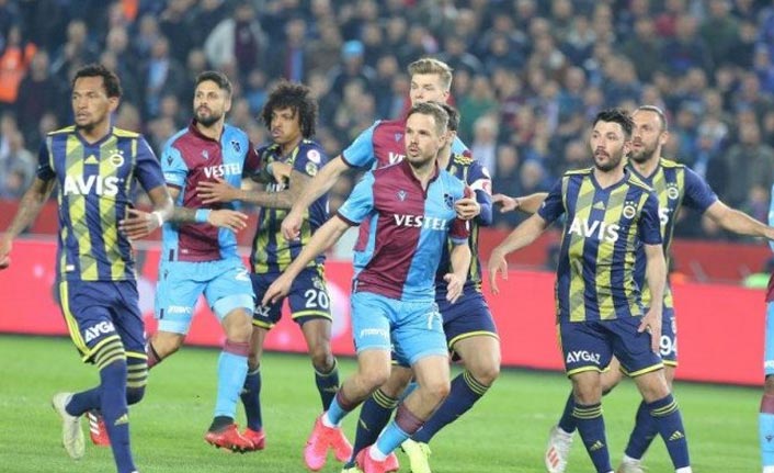 Almanlar Trabzonspor'u övdü: Çifte kupa istiyorlar