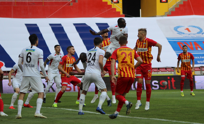 Kayserispor Gençlerbirliği'ni mağlup etti