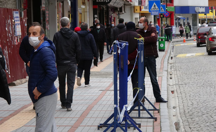 Rize'de maske takmayan kişilere ceza yağdı