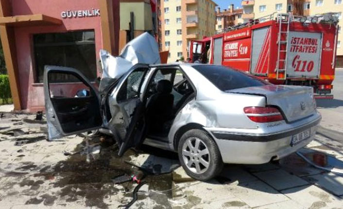 Hurdaya dönen araçtan sağ çıktı