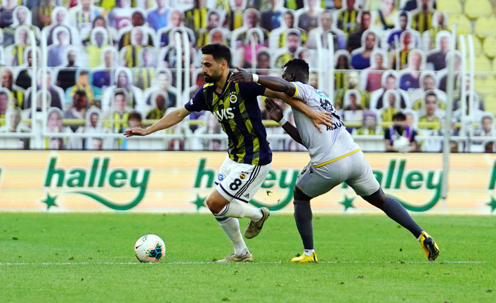 Fenerbahçe son dakikada güldü