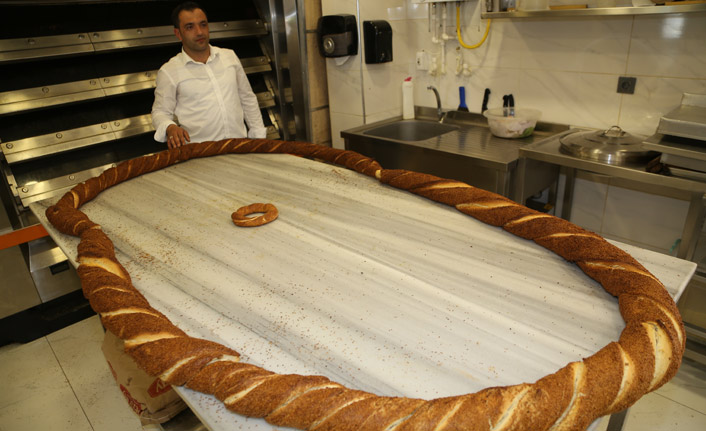 Ordu'da 6 metre çapındaki simit ilgi gördü