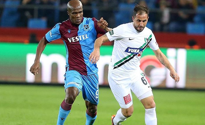 Trabzonspor Denizlispor karşısında zorlanıyor