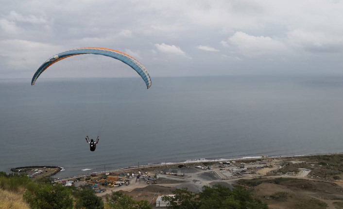 Trabzon'da yamaç paraşütü şampiyonası