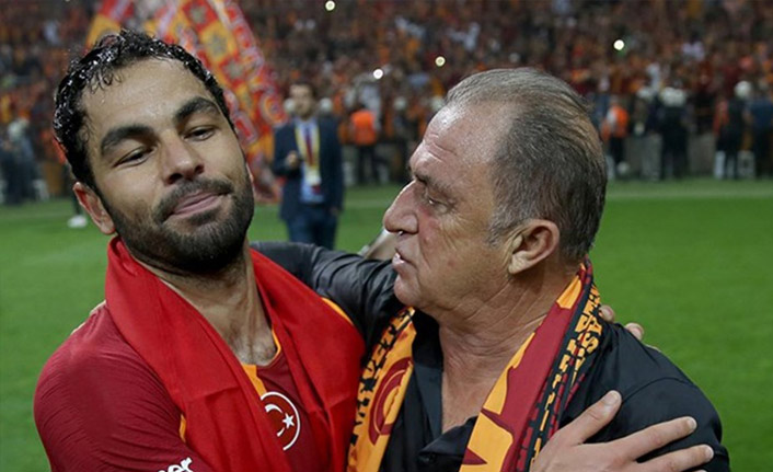 Selçuk İnan futbolu bıraktı