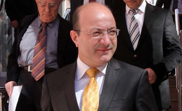 İlhan Cihaner CHP genel başkanlığına aday oldu