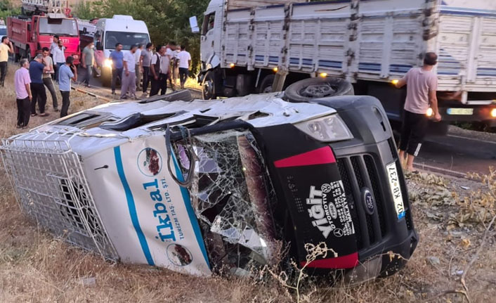 Giresun'a fındık toplamaya gelen işçiler kaza geçirdi