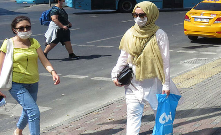 Kadıköy'ü lağım kokusu sardı